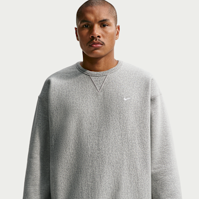 Nike Solo Swoosh Men's Fleece Crew. Nike.com